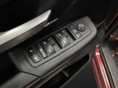 Used 2024 RAM 1500 Big Horn AWD/4WD image 26