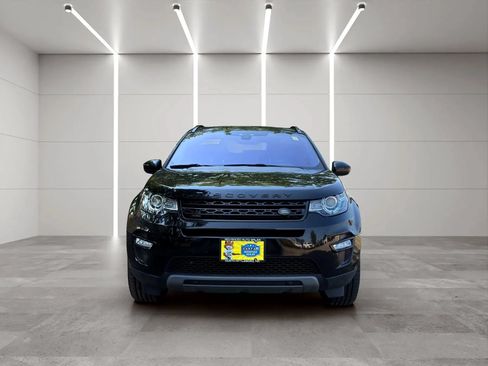 Used 2018 Land Rover Discovery Sport HSE AWD/4WD image 2