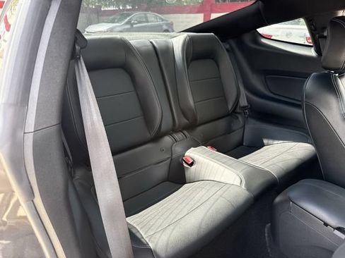 Used 2019 Ford Mustang GT Premium w/ Black Accent Package RWD image 29