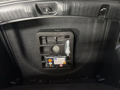 Used 2019 Jeep Compass Limited w/ Premium Lighting Group image 17