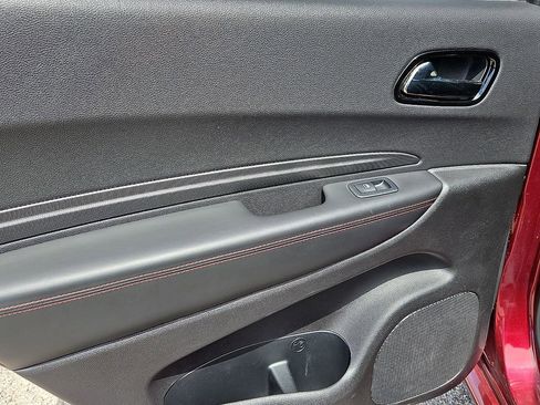 Used 2024 Dodge Durango GT RWD image 16