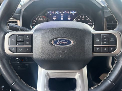 Used 2024 Ford Expedition Max Limited image 31