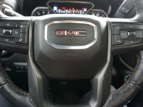 Used 2020 GMC Sierra 2500 AT4 w/ AT4 Premium Package AWD/4WD image 19