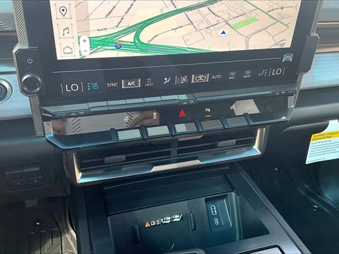 New 2025 GMC Hummer EV 3X w/ Battery Pack, 24 Module Pack image 16