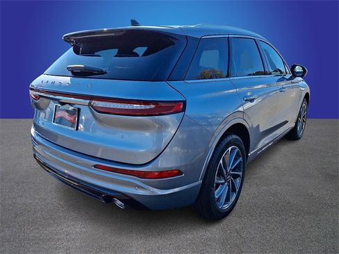 New 2024 Lincoln Corsair Grand Touring image 3