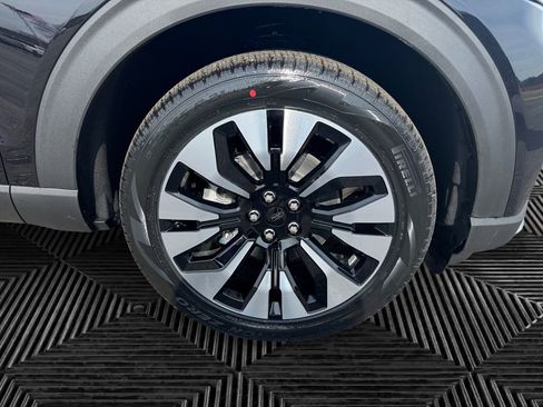 New 2026 Ford Explorer Platinum w/ LUX Leather Package image 9