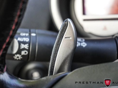 Used 2016 Nissan 370Z Coupe RWD image 20