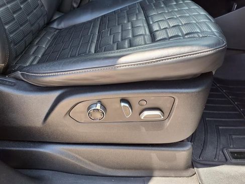 Used 2021 Cadillac Escalade Sport Platinum AWD/4WD image 10