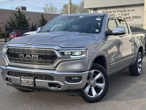 Used 2019 RAM 1500 Limited w/ Advanced Safety Group AWD/4WD image 3