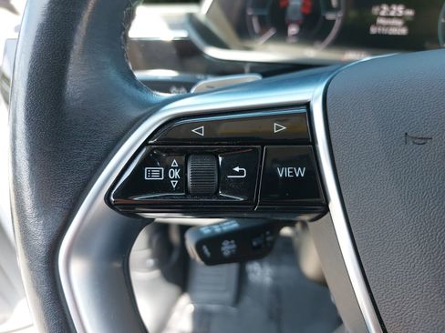 Used 2024 Audi Q8 e-tron Premium Plus w/ Premium Plus Package AWD/4WD image 17