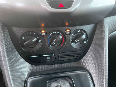 Used 2018 Ford Transit Connect XLT image 23