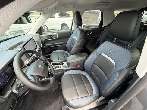 New 2026 Ford Bronco Sport Outer Banks AWD/4WD image 9