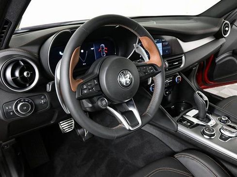 New 2025 Alfa Romeo Giulia w/ Driving Assist Package image 2