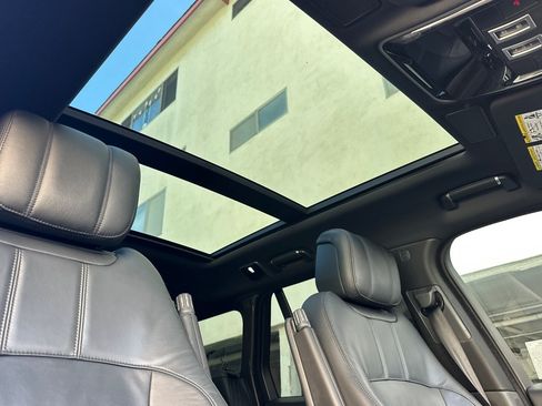 Used 2020 Land Rover Range Rover AWD/4WD image 16