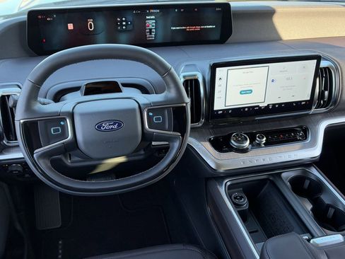 New 2025 Ford Expedition Max Platinum w/ Platinum Ultimate Package image 35