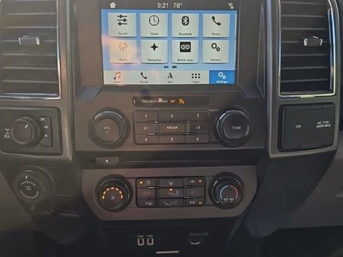 Used 2018 Ford F150 XLT w/ Equipment Group 302A Luxury AWD/4WD image 22