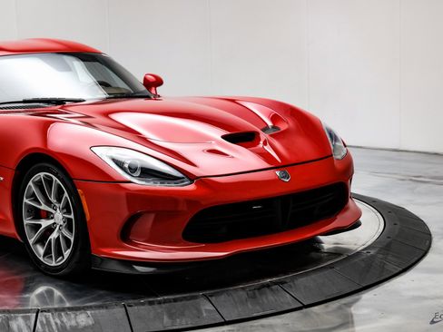Used 2014 SRT Viper GTS w/ GTS Laguna Interior Package image 23