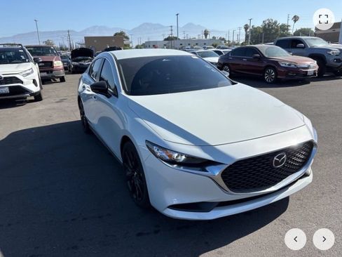 Used 2025 MAZDA MAZDA3 s FWD image 3