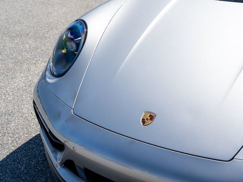Certified 2024 Porsche 911 Carrera GTS RWD image 19