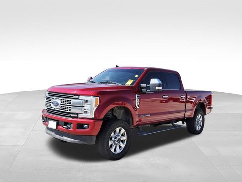 Used 2019 Ford F350 Platinum w/ Platinum Ultimate Package image 2