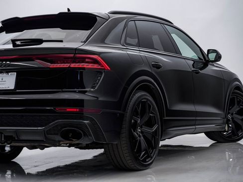 Used 2021 Audi RS Q8 4.0T w/ Carbon Optic Package image 10