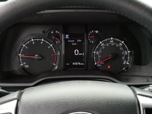 Used 2021 Toyota 4Runner SR5 Premium w/ Moonroof Package AWD/4WD image 21