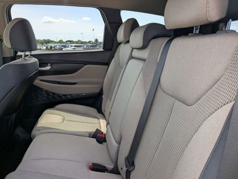 Used 2022 Hyundai Santa Fe SEL FWD image 18