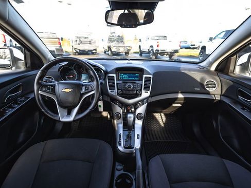 Used 2014 Chevrolet Cruze LT w/ RS Package image 23