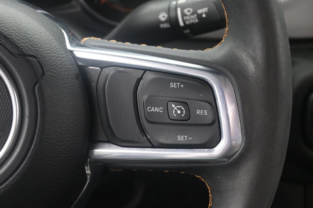 Used 2023 Jeep Gladiator Overland AWD/4WD image 34