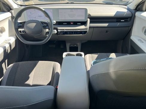 Certified 2024 Hyundai Ioniq 5 SEL AWD/4WD image 10