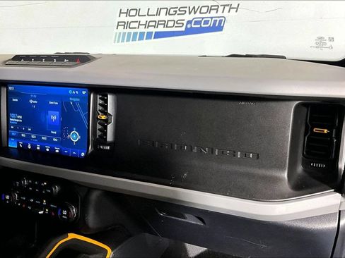 Used 2023 Ford Bronco Badlands AWD/4WD image 12