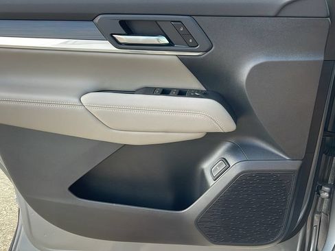 New 2026 GMC Terrain Elevation w/ Elevation Premium Package FWD image 24