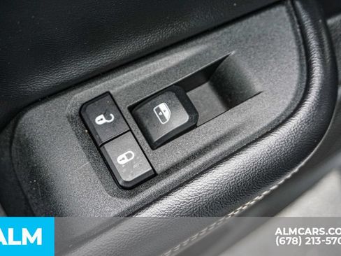 Used 2025 Jeep Grand Cherokee Altitude AWD/4WD image 50