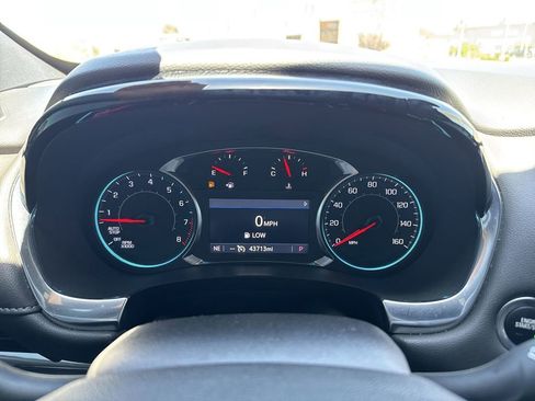 Certified 2023 Chevrolet Traverse LT w/ LPO, Floor Liner Package AWD/4WD image 15