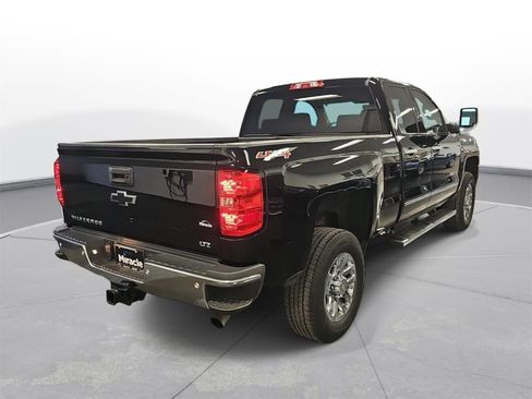 Used 2017 Chevrolet Silverado 2500 LTZ w/ LTZ Plus Package image 6