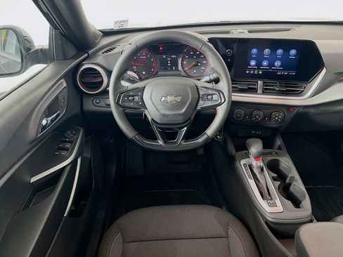 New 2026 Chevrolet Trax RS w/ Sunroof Package image 22