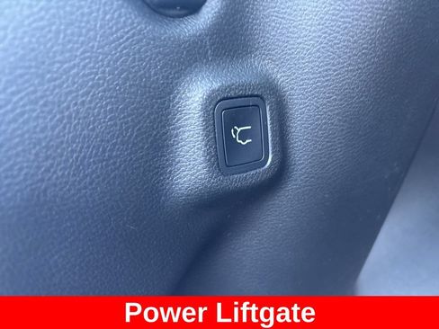 Used 2022 Jeep Compass Latitude w/ Convenience Group AWD/4WD image 16