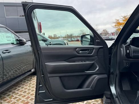 New 2026 Nissan Armada Platinum Reserve image 9