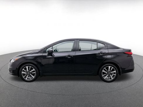 Used 2025 Nissan Versa SV FWD image 4