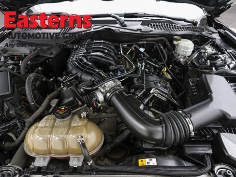 Used 2017 Ford Mustang Coupe RWD image 7