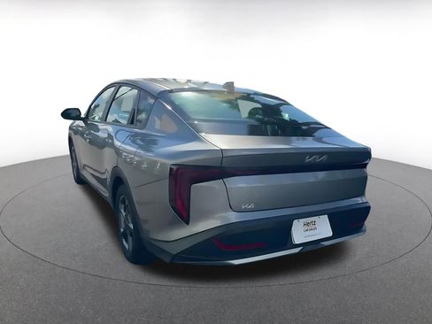 Used 2025 Kia K4 LXS image 11