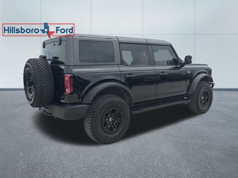 Used 2023 Ford Bronco Wildtrak AWD/4WD image 7