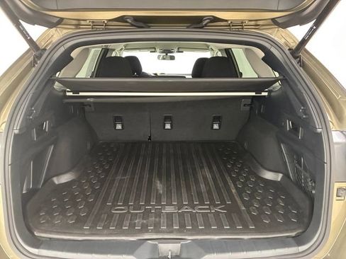 Used 2024 Subaru Outback Premium image 17