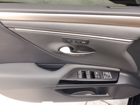 Certified 2022 Lexus ES 350 F Sport image 20