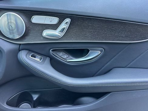 Used 2019 Mercedes-Benz C 300 Sedan image 20