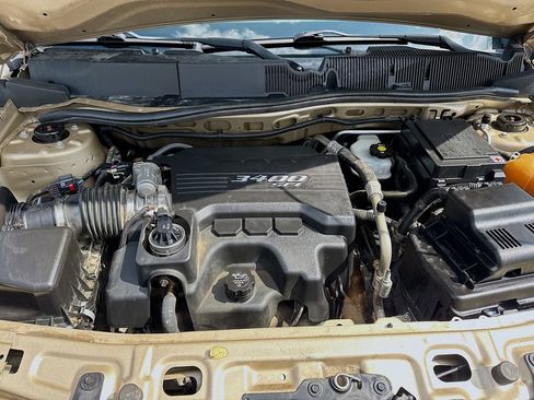 Used 2008 Chevrolet Equinox LT w/ LT Preferred Equipment Group FWD image 38