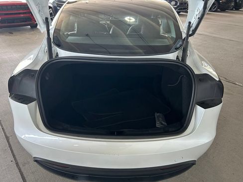 Used 2025 Tesla Model 3 Long Range RWD image 11