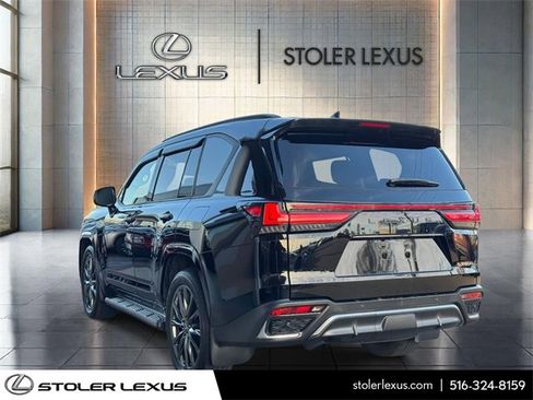 Certified 2022 Lexus LX 600 F Sport image 7