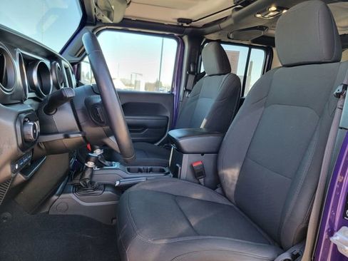 Certified 2023 Jeep Wrangler Unlimited w/ Cold Weather Group image 20