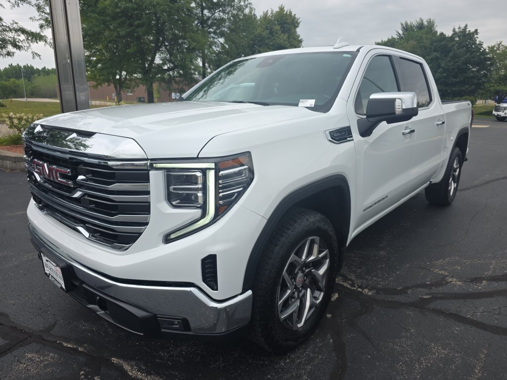 Certified 2024 GMC Sierra 1500 SLT w/ SLT Convenience Package AWD/4WD image 3